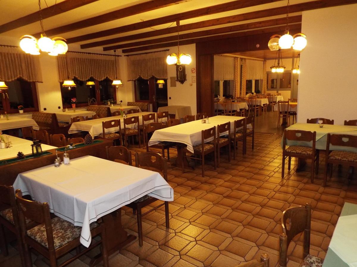 Hotel Garni Zum Reinhardswald Gewissenruh Dış mekan fotoğraf
