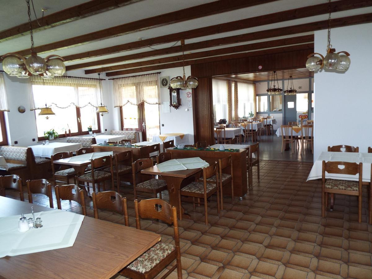 Hotel Garni Zum Reinhardswald Gewissenruh Dış mekan fotoğraf